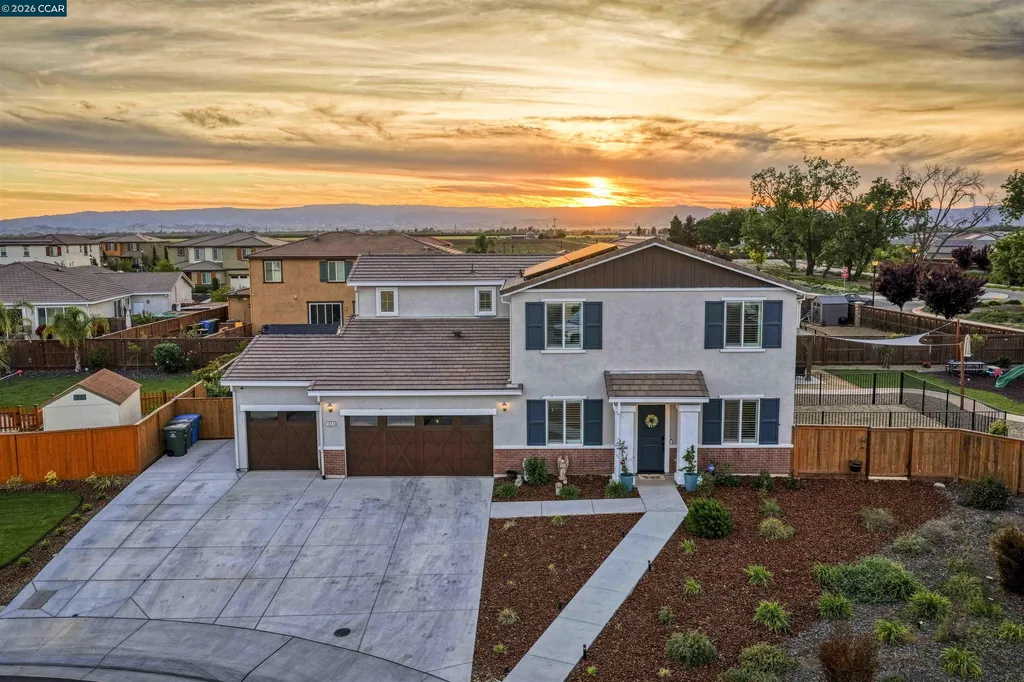 1655 Apricot Court Dixon CA 95620
