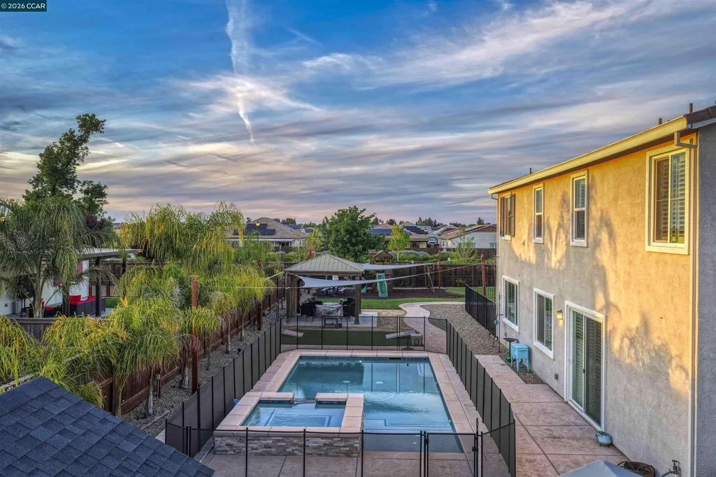 1655 Apricot Court Dixon CA 95620