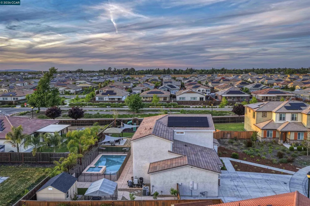 1655 Apricot Court Dixon CA 95620