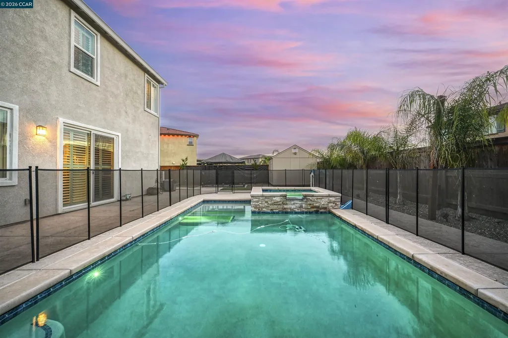 1655 Apricot Court Dixon CA 95620