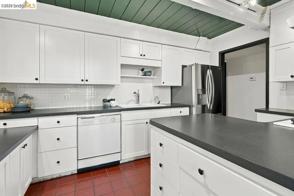 26 Fern Way Orinda CA 94563