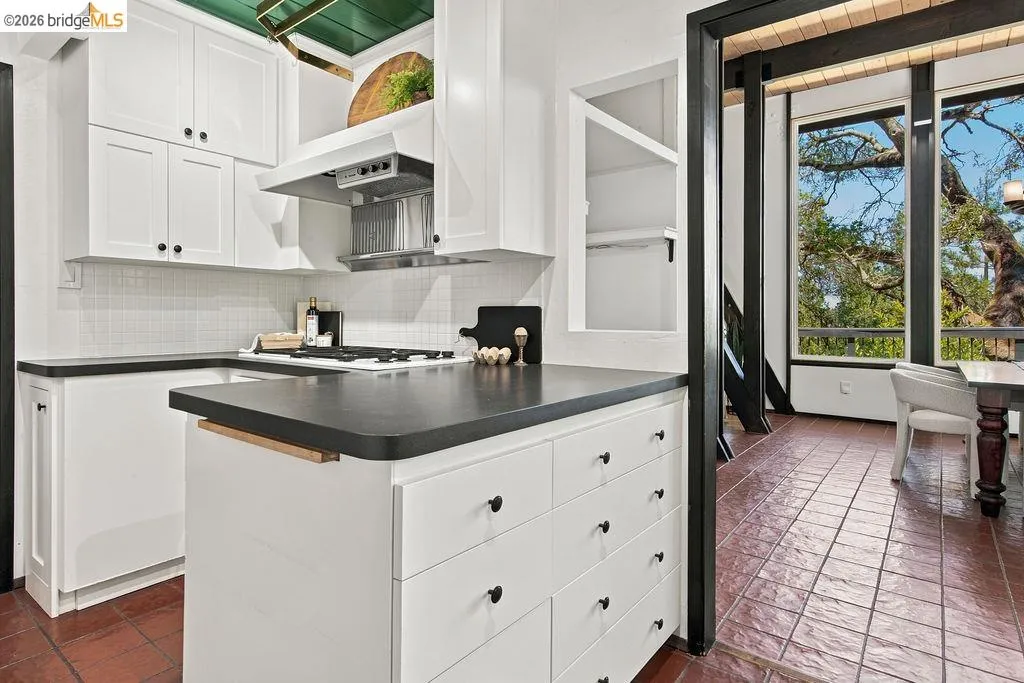 26 Fern Way Orinda CA 94563