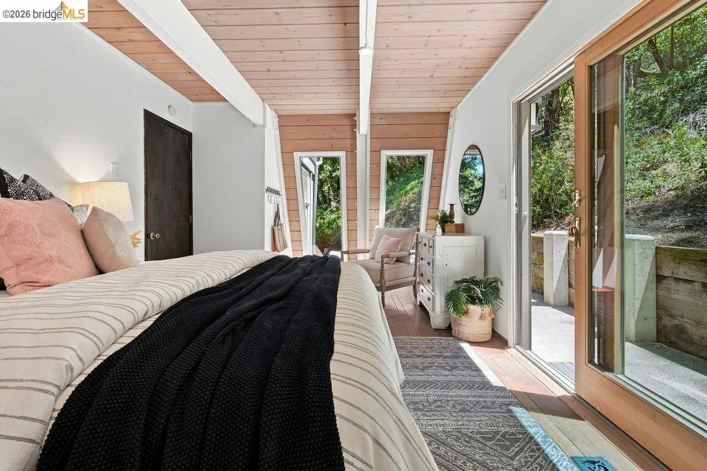 26 Fern Way Orinda CA 94563