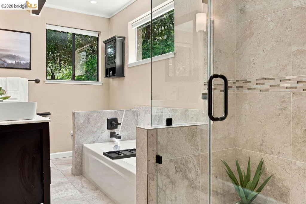 26 Fern Way Orinda CA 94563