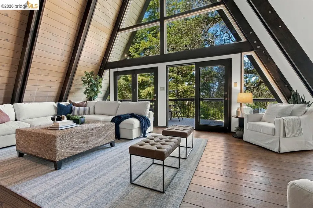 26 Fern Way Orinda CA 94563