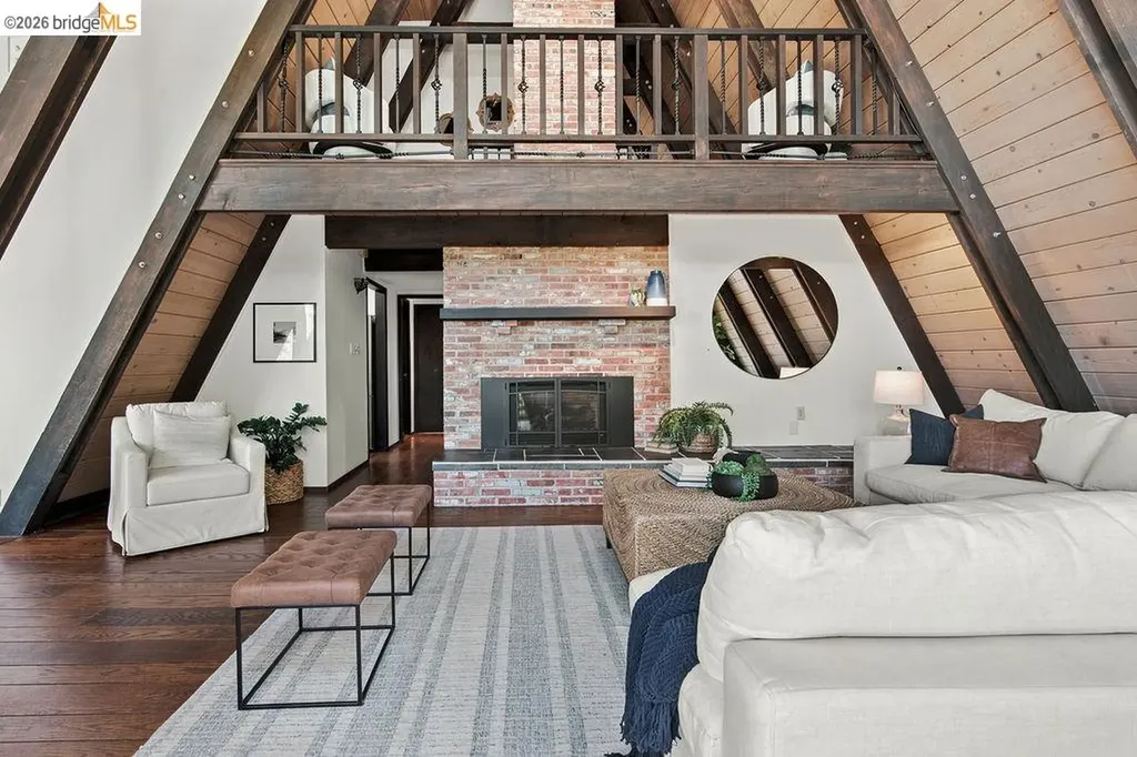 26 Fern Way Orinda CA 94563