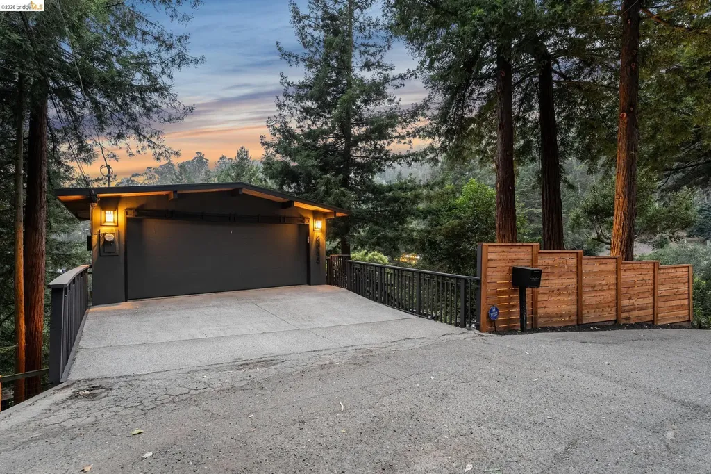 6645 Heather Ridge Way Oakland CA 94611