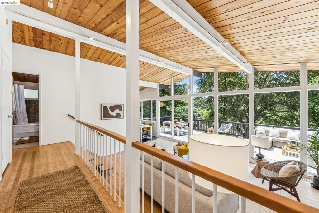 6645 Heather Ridge Way Oakland CA 94611