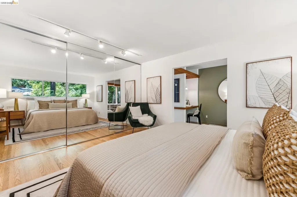 6645 Heather Ridge Way Oakland CA 94611