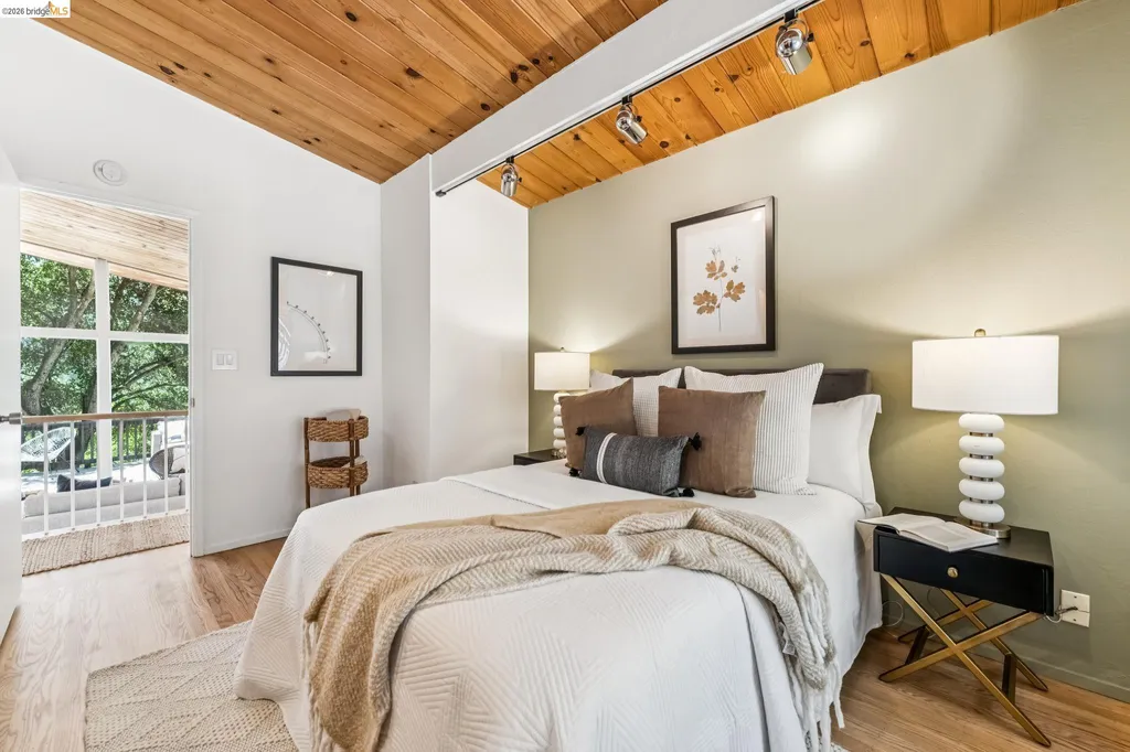 6645 Heather Ridge Way Oakland CA 94611