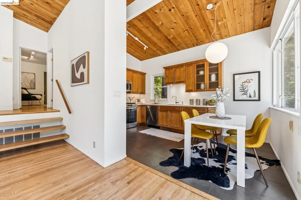 6645 Heather Ridge Way Oakland CA 94611