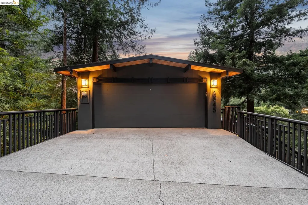 6645 Heather Ridge Way Oakland CA 94611