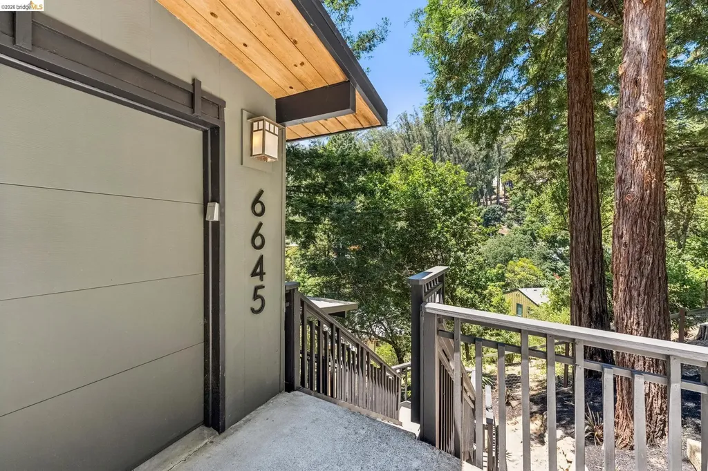 6645 Heather Ridge Way Oakland CA 94611