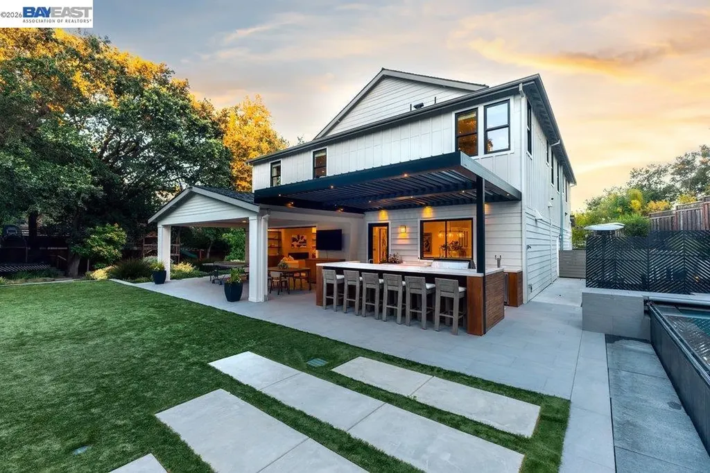 271 Livorna Heights Road Alamo CA 94507