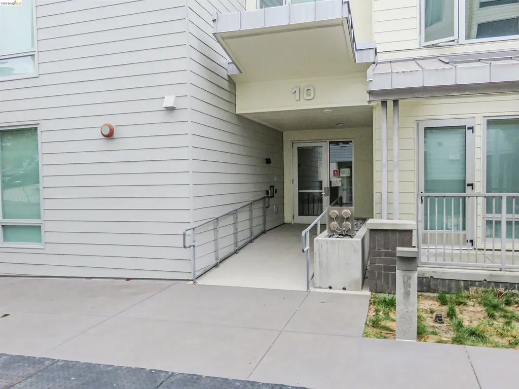 10 Innes Court San Francisco CA 94124