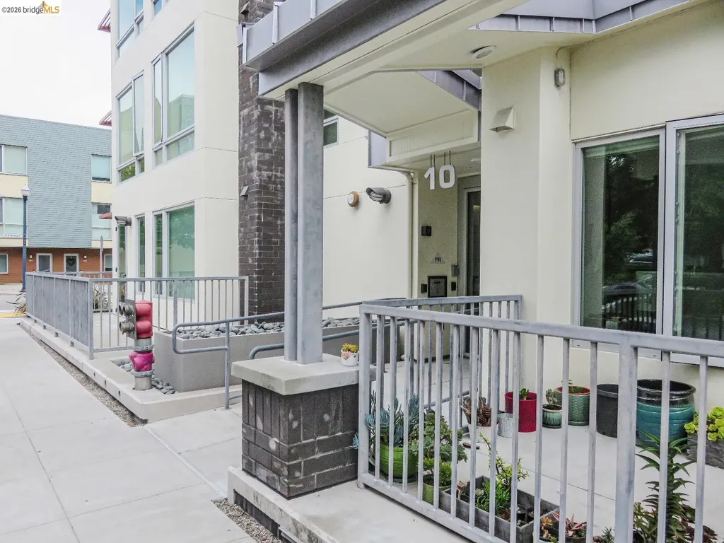 10 Innes Court San Francisco CA 94124