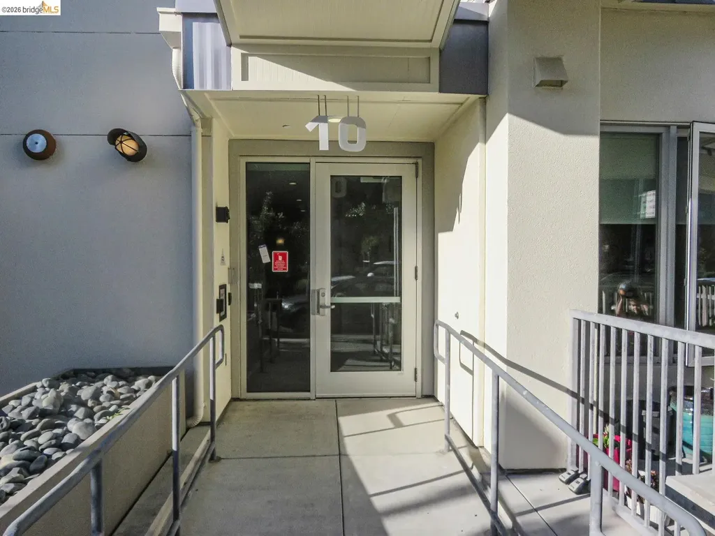 10 Innes Court San Francisco CA 94124