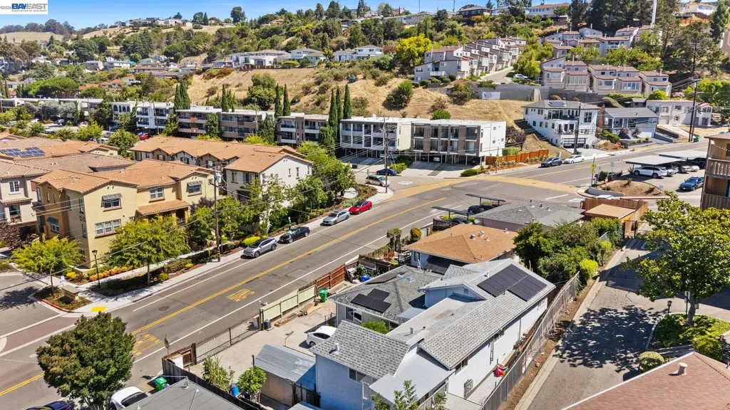 2000 Miramar Avenue Castro Valley CA 94578