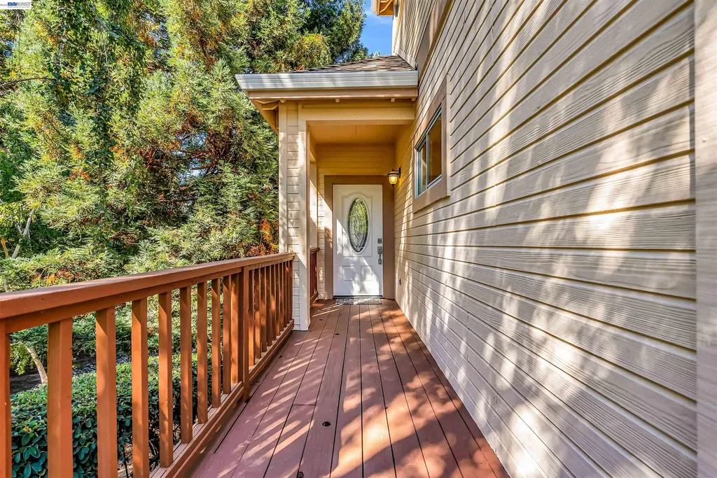23661 Glenbrook Lane Hayward CA 94541
