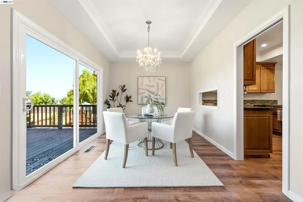 23661 Glenbrook Lane Hayward CA 94541