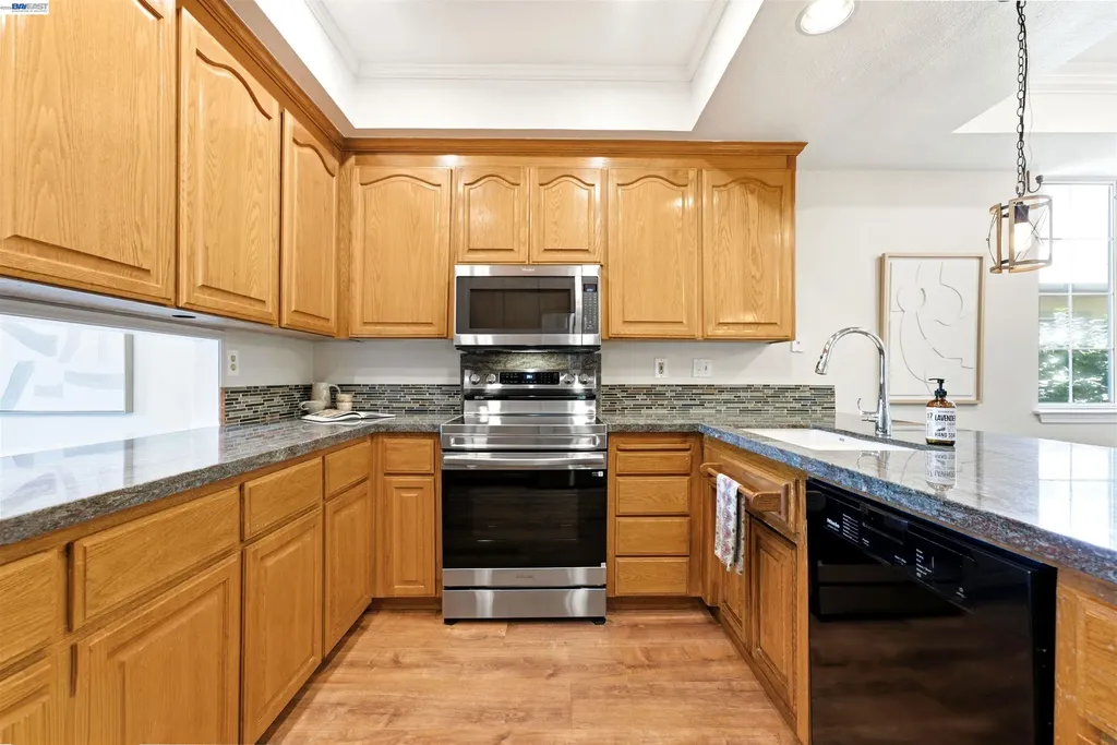 23661 Glenbrook Lane Hayward CA 94541