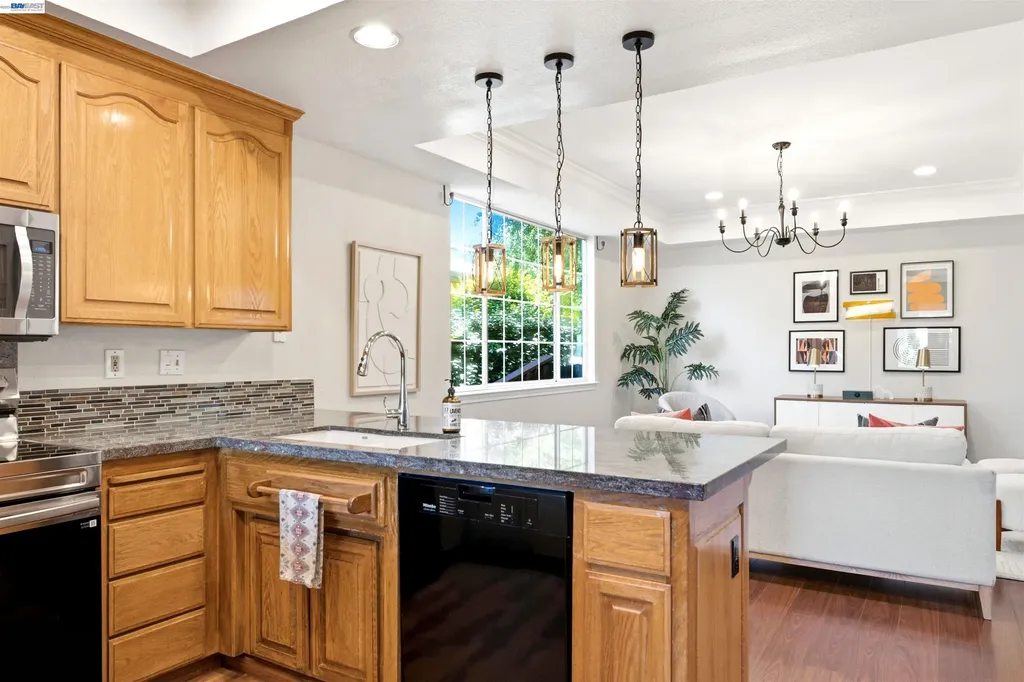 23661 Glenbrook Lane Hayward CA 94541