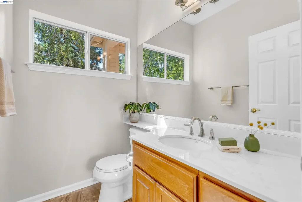 23661 Glenbrook Lane Hayward CA 94541