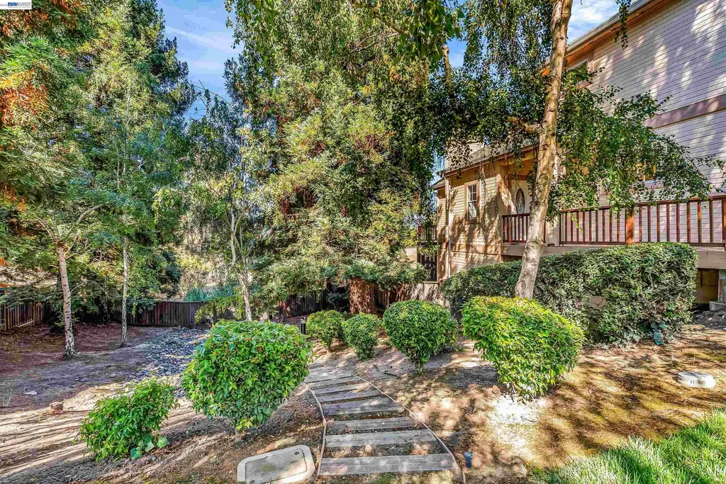 23661 Glenbrook Lane Hayward CA 94541