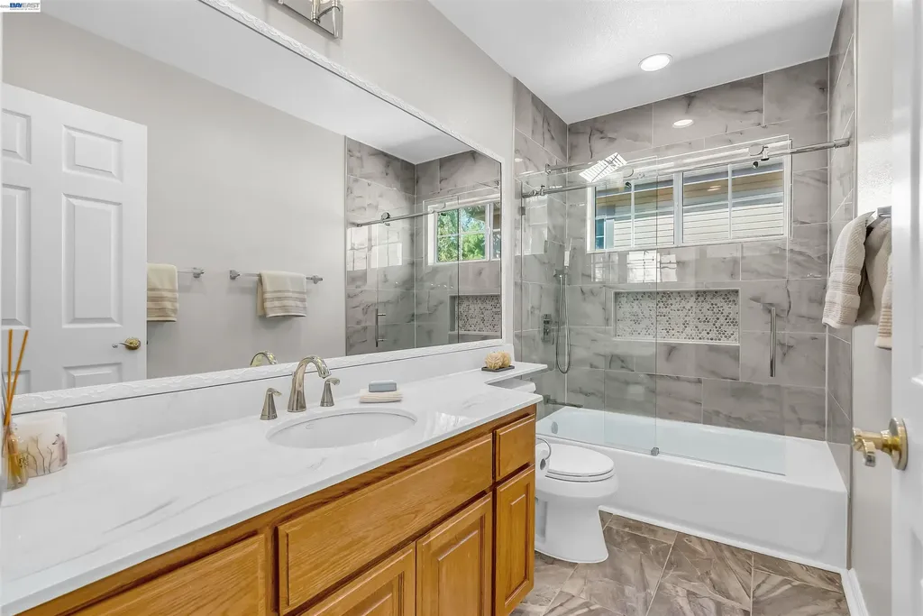 23661 Glenbrook Lane Hayward CA 94541