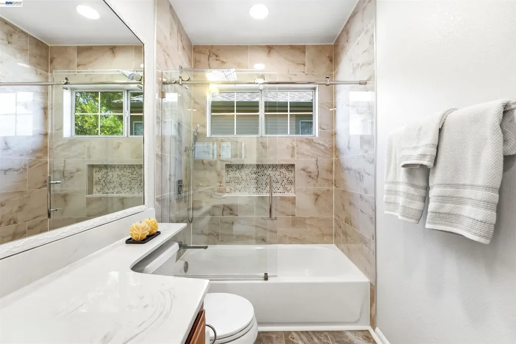23661 Glenbrook Lane Hayward CA 94541