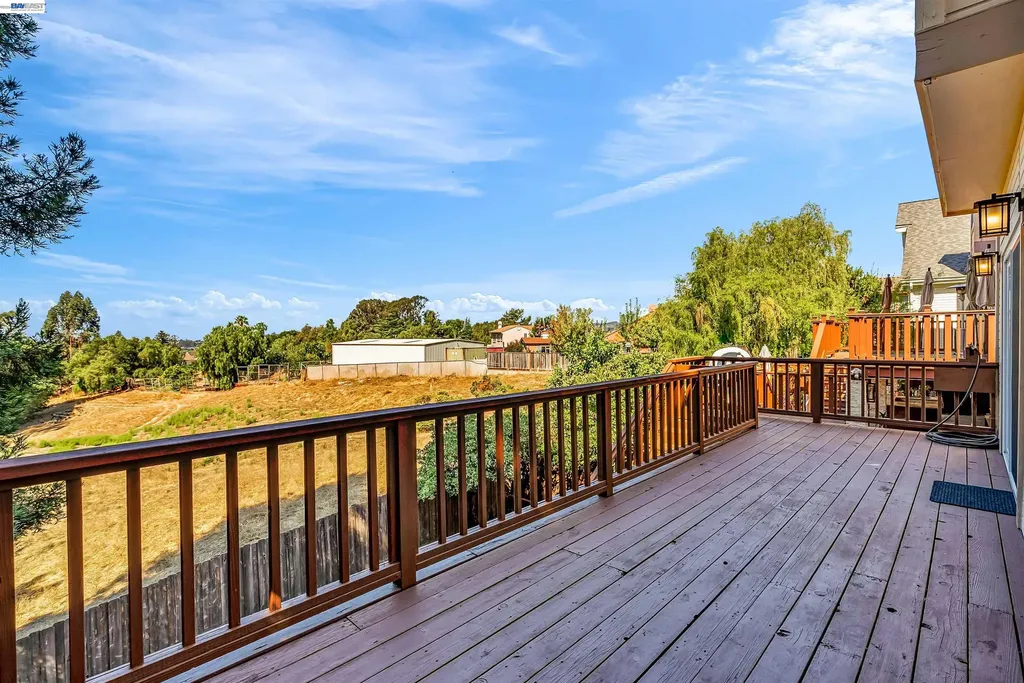 23661 Glenbrook Lane Hayward CA 94541
