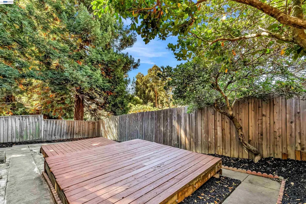 23661 Glenbrook Lane Hayward CA 94541