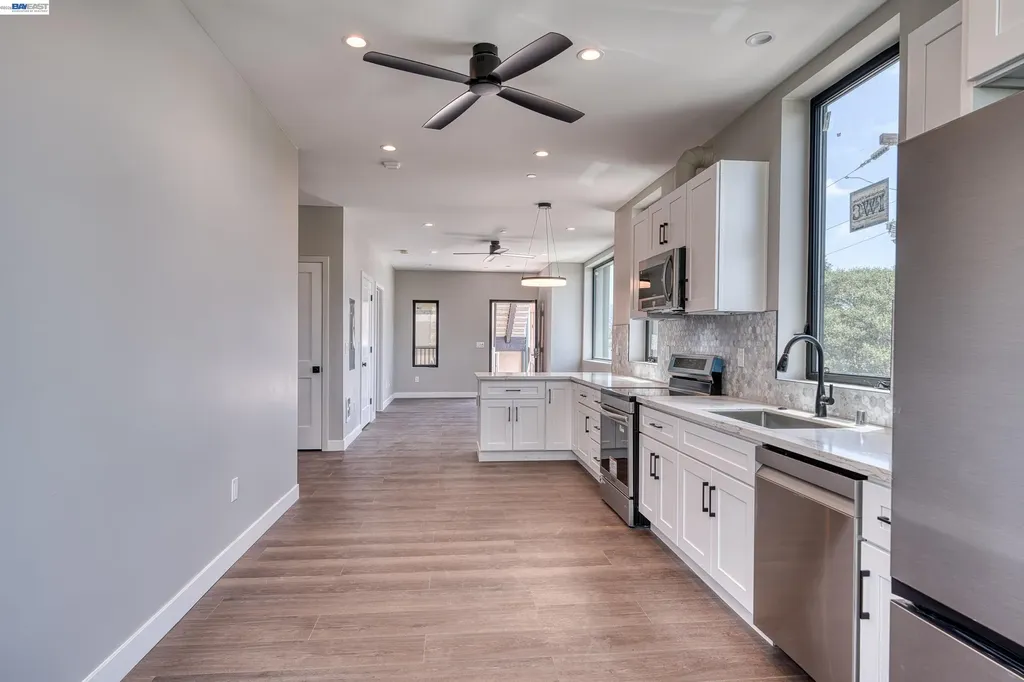 4202 Telegraph Avenue Oakland CA 94609