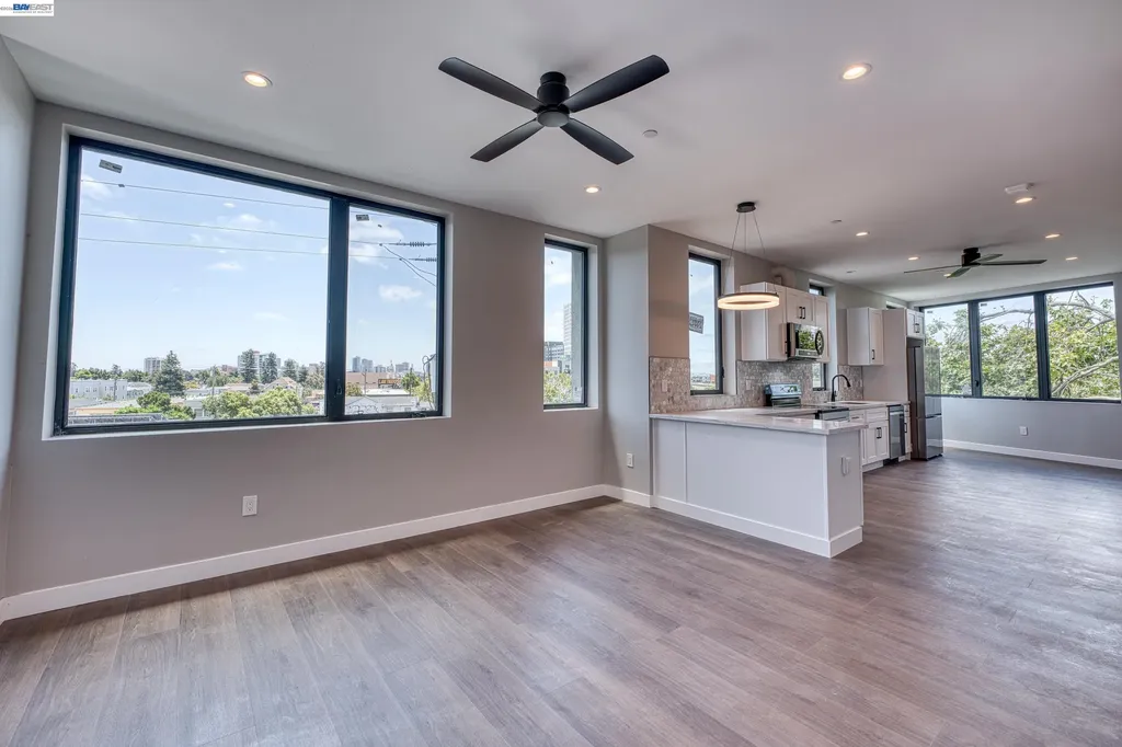 4202 Telegraph Avenue Oakland CA 94609