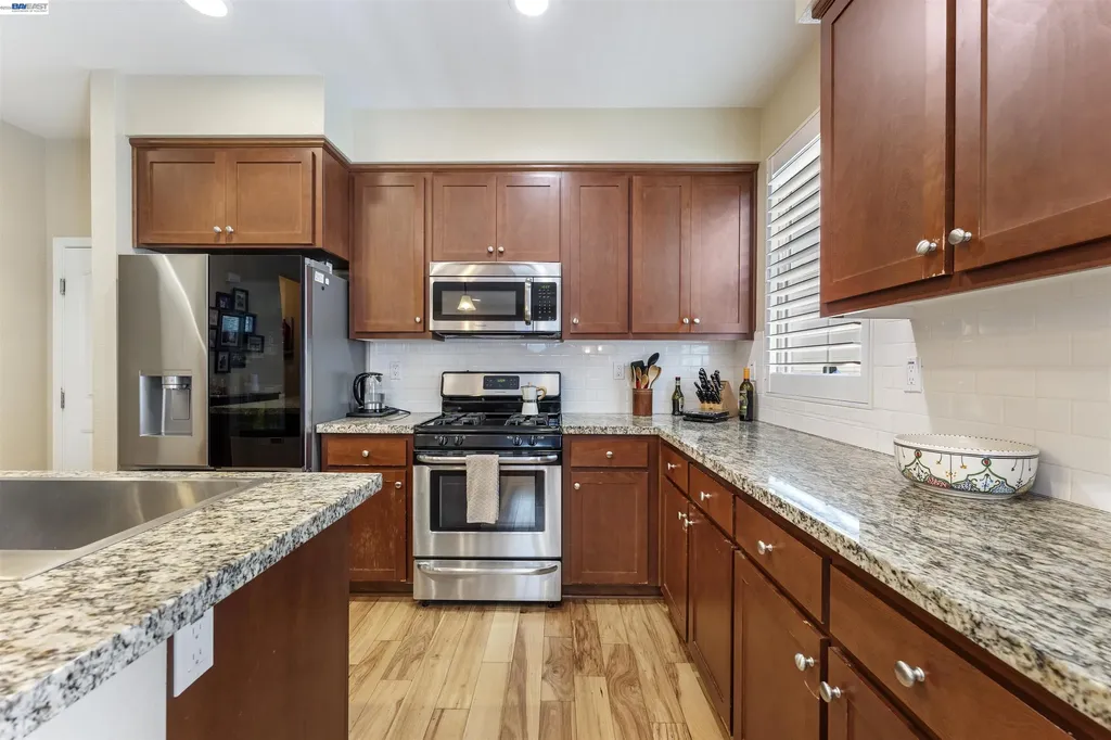 22647 Myrtle Circle Hayward CA 94541