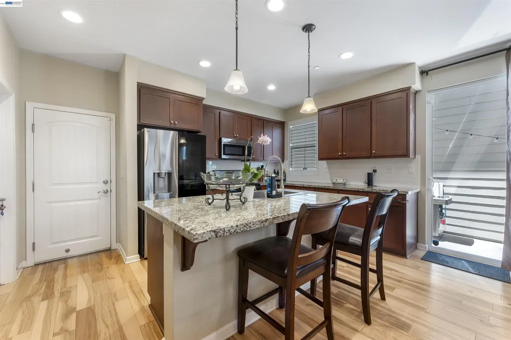 22647 Myrtle Circle Hayward CA 94541