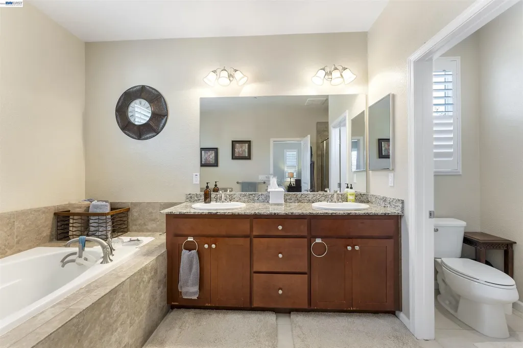 22647 Myrtle Circle Hayward CA 94541