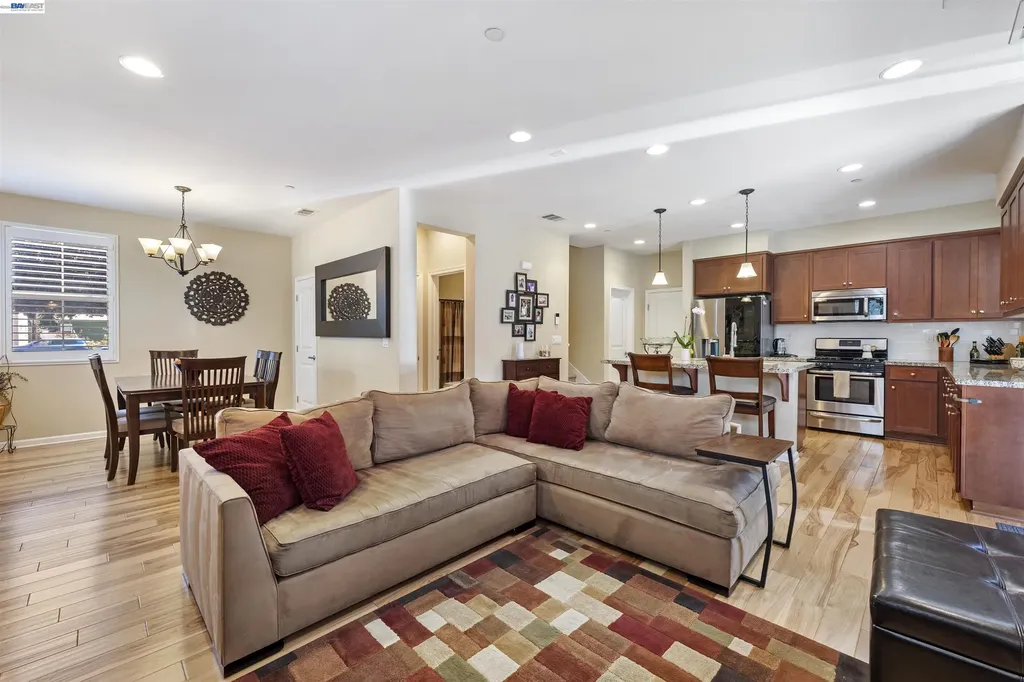 22647 Myrtle Circle Hayward CA 94541