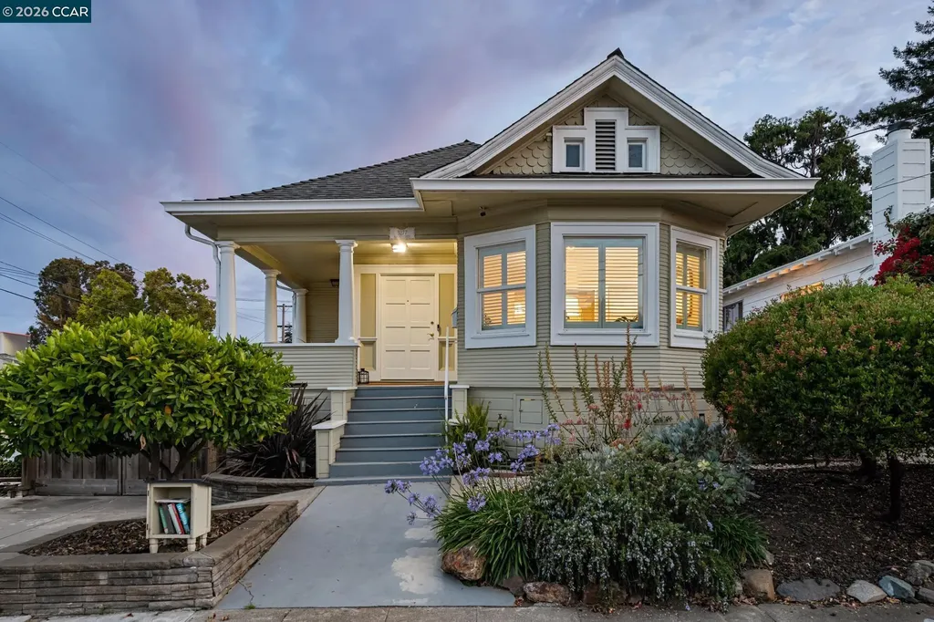 3277 School Street Oakland CA 94602