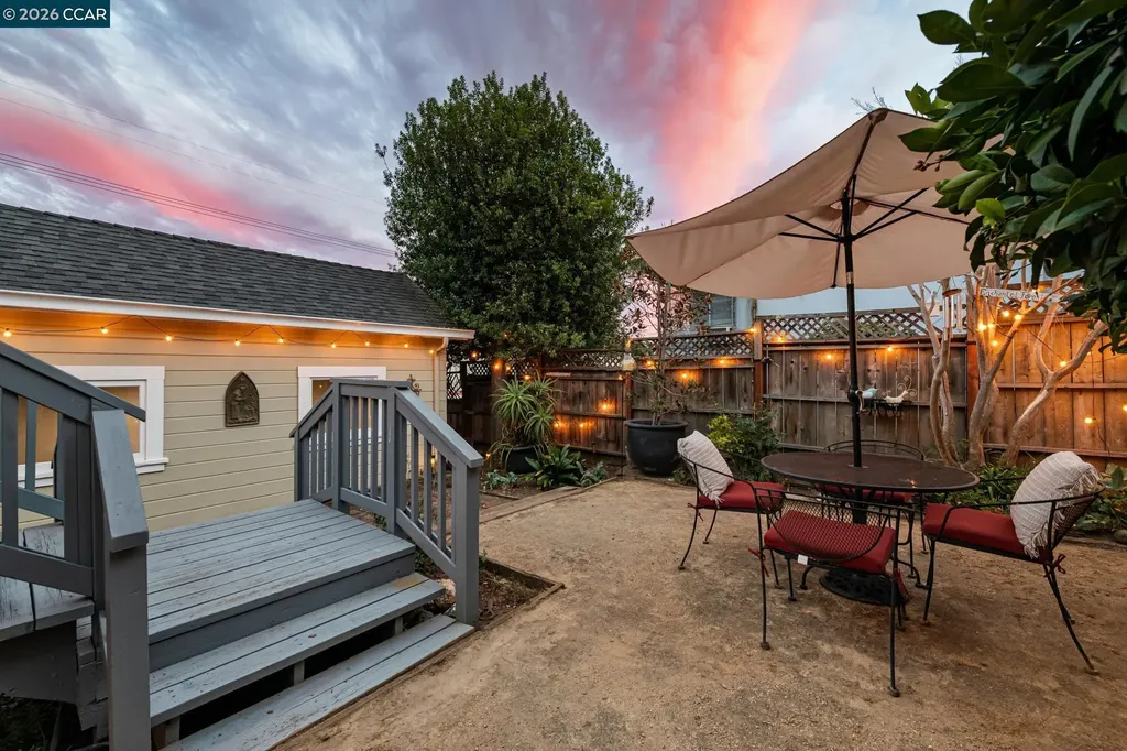 3277 School Street Oakland CA 94602