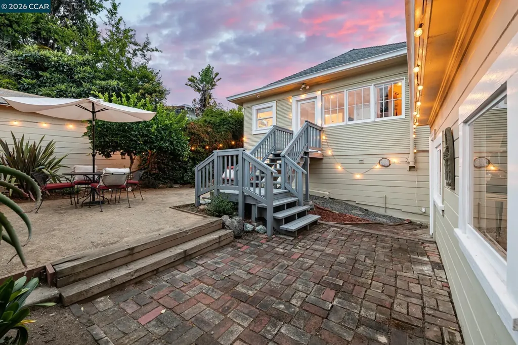 3277 School Street Oakland CA 94602