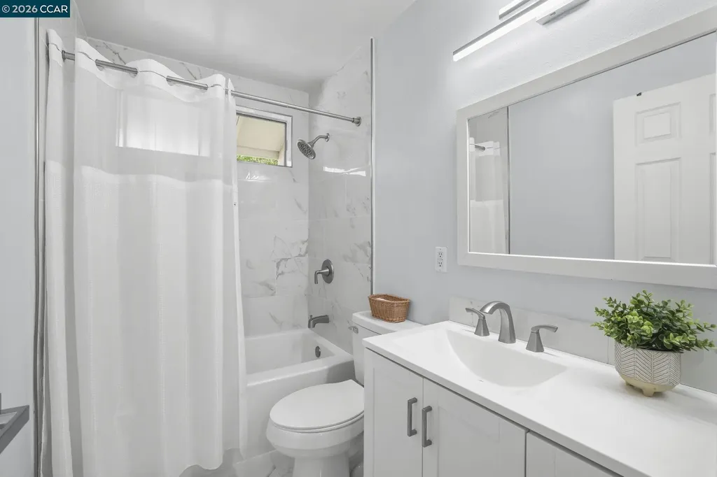 2560 Walnut Boulevard Walnut Creek CA 94596