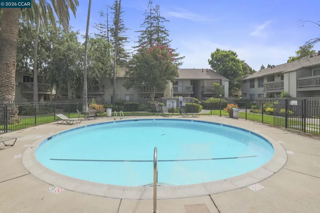 2560 Walnut Boulevard Walnut Creek CA 94596