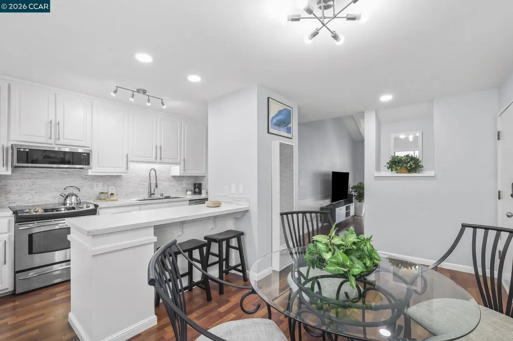 2560 Walnut Boulevard Walnut Creek CA 94596
