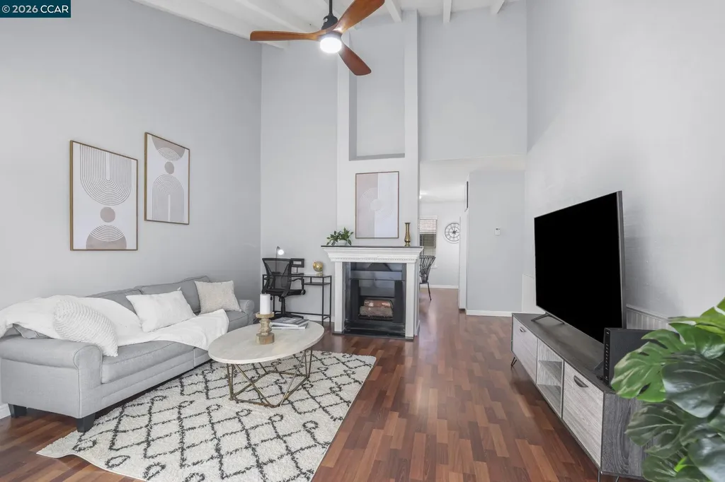2560 Walnut Boulevard Walnut Creek CA 94596