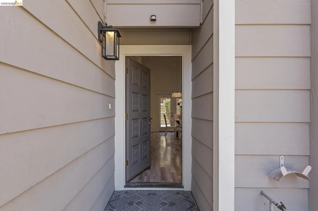 2239 Southwest Court Martinez CA 94553