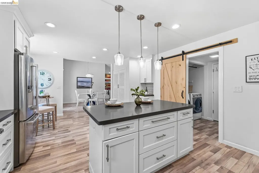 2239 Southwest Court Martinez CA 94553