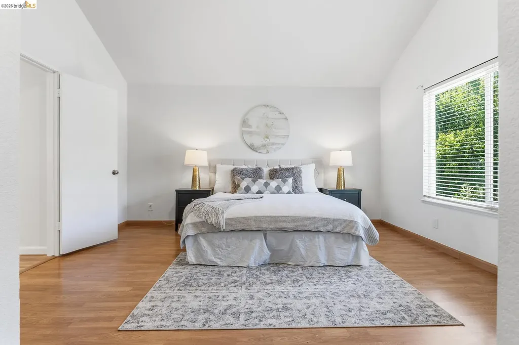 2239 Southwest Court Martinez CA 94553