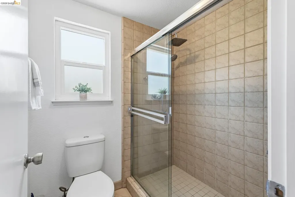 2239 Southwest Court Martinez CA 94553
