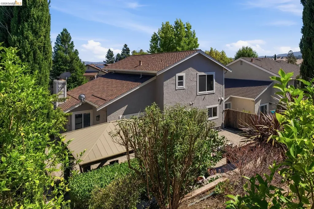 2239 Southwest Court Martinez CA 94553